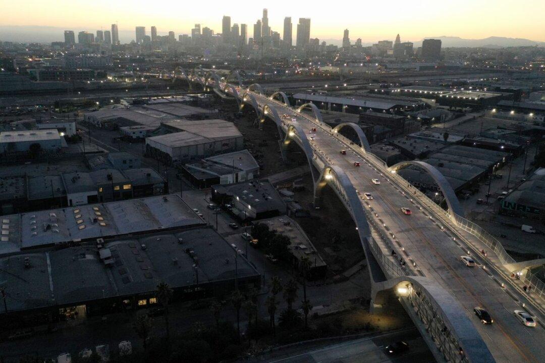 $588 Million LA Bridge Closes 2 Weeks After Opening Due to ‘Illegal Activity’