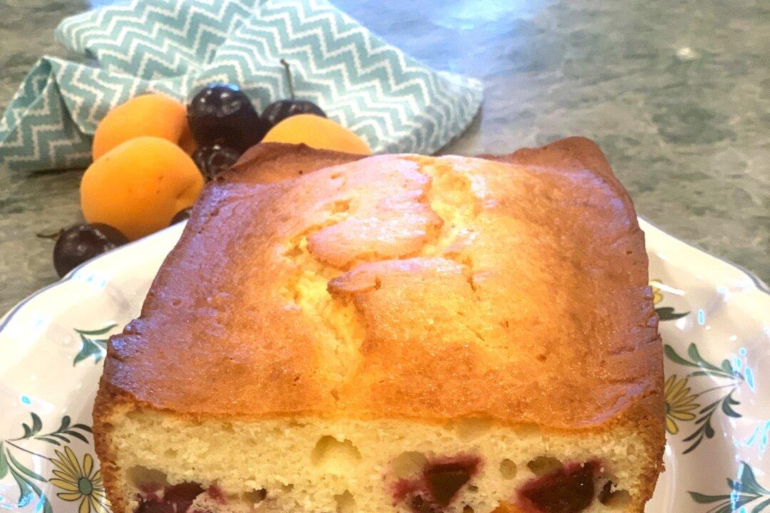 Perk up a Simple Yogurt Cake With Cherries and Apricots
