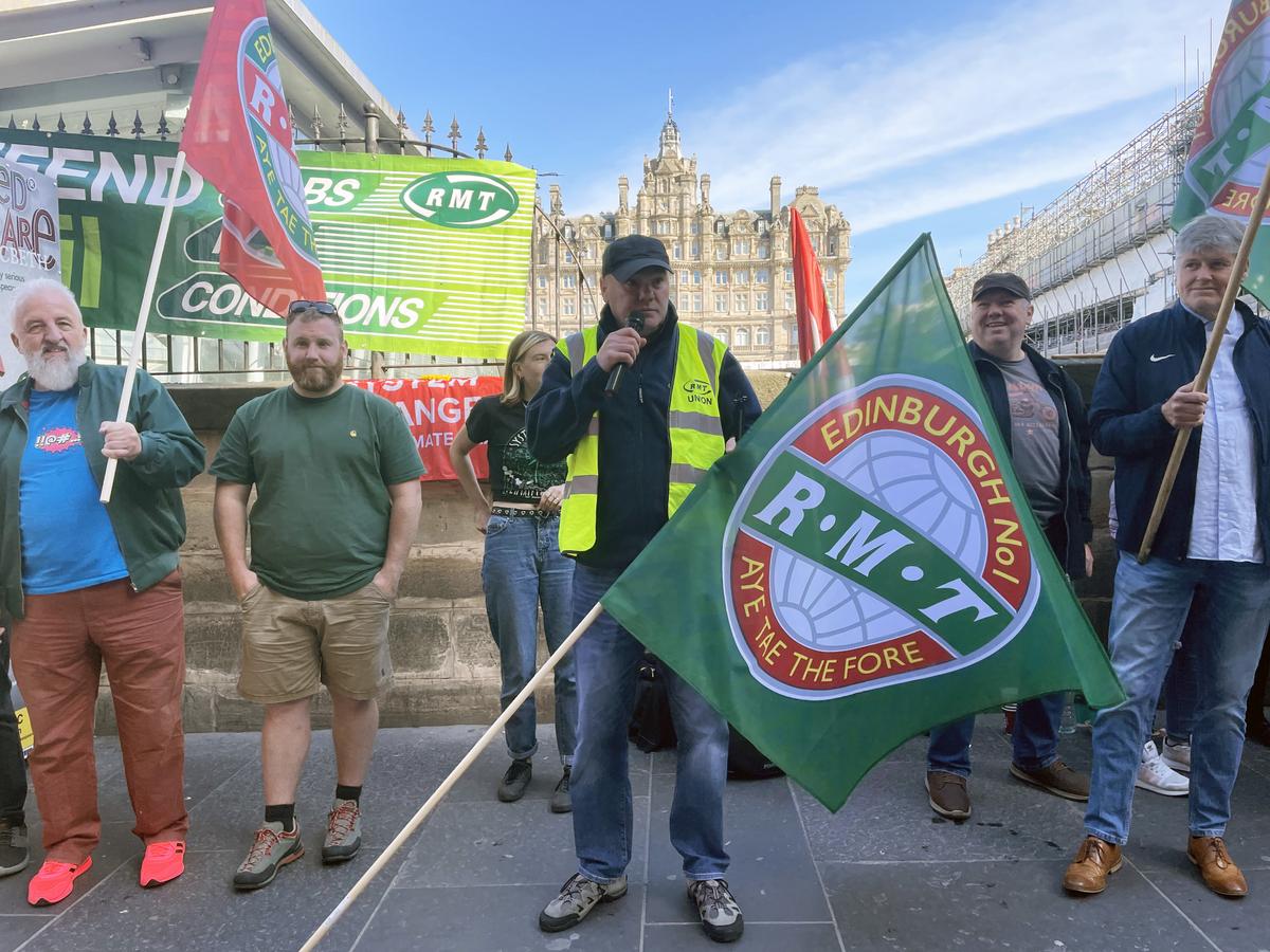 UK Rail Union to Stage Series of Strikes During Festive Season