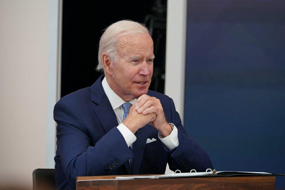 Great Barrington Declaration Authors Join Lawsuit Against Alleged Government-Big Tech Collusion