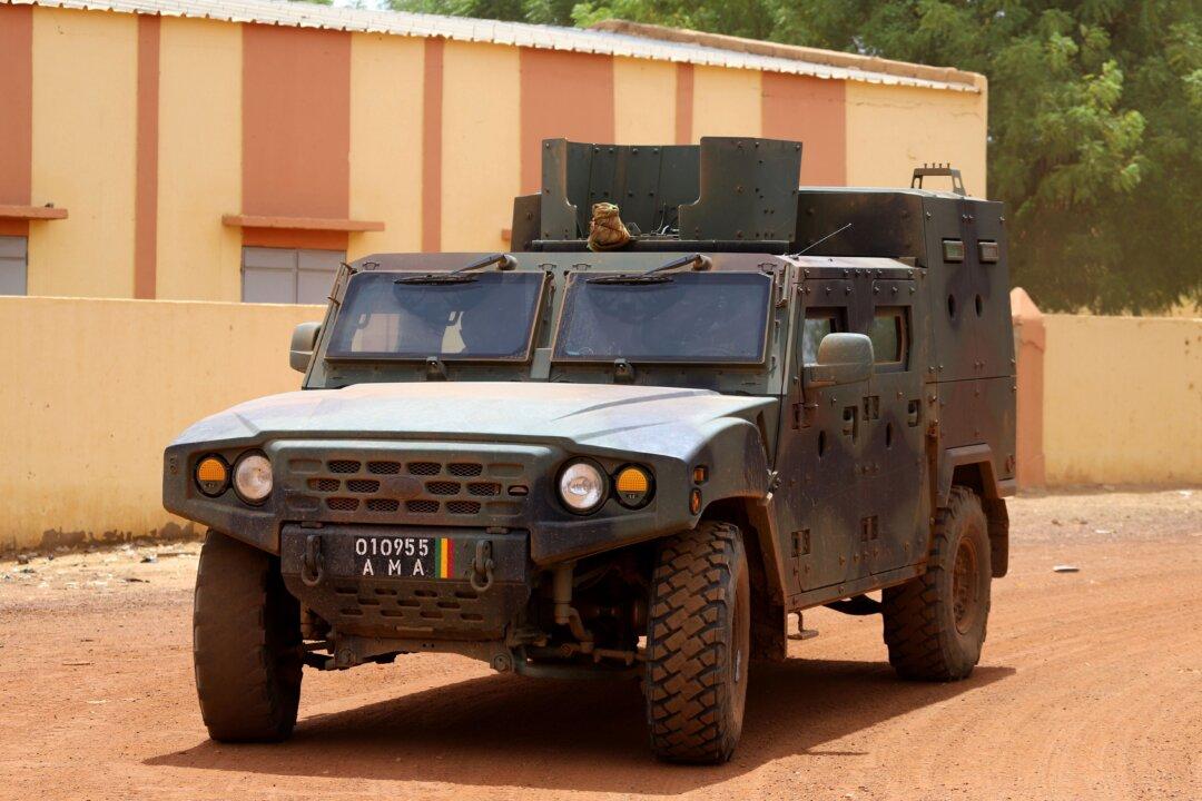 Terrorists Kill 15 Soldiers, 3 Civilians in 2 Mali Attacks