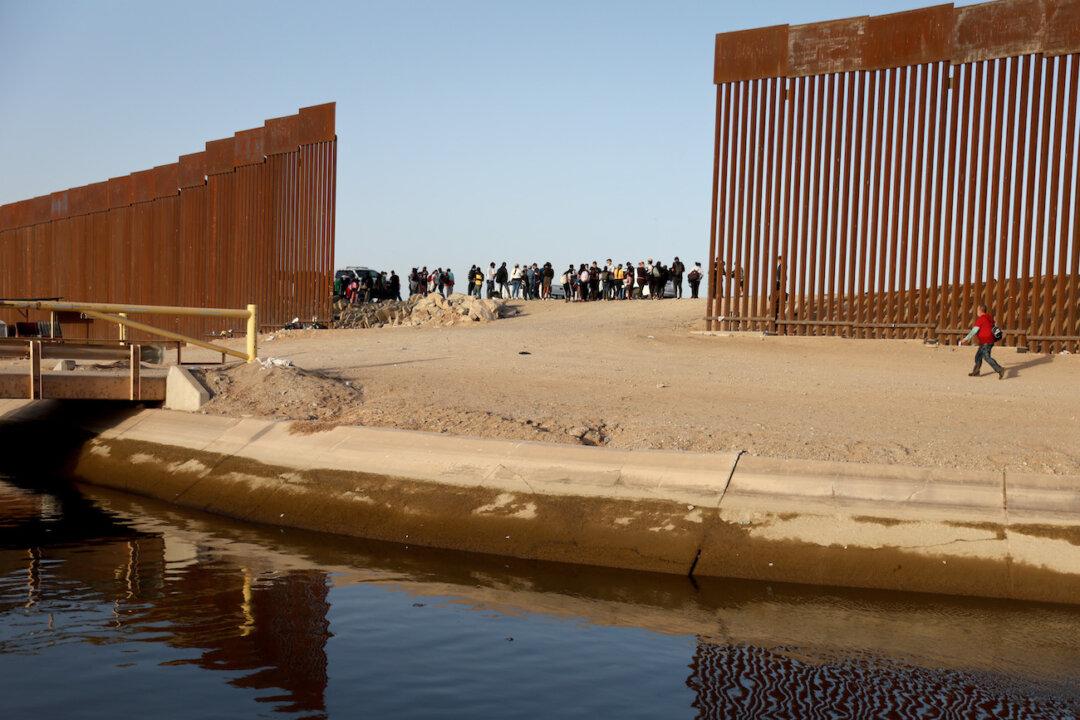 Biden Admin to Complete More of Trump’s Border Wall Project, Closing 4 Gaps