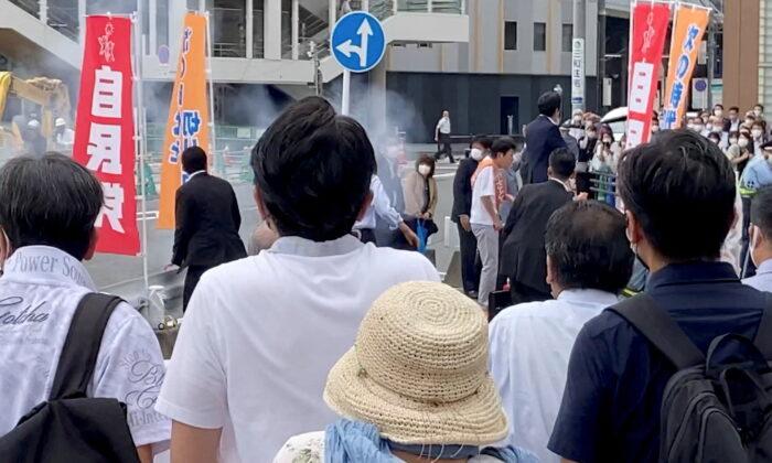 The 2.5 Seconds of Security Lapses That Sealed Shinzo Abe’s Fate