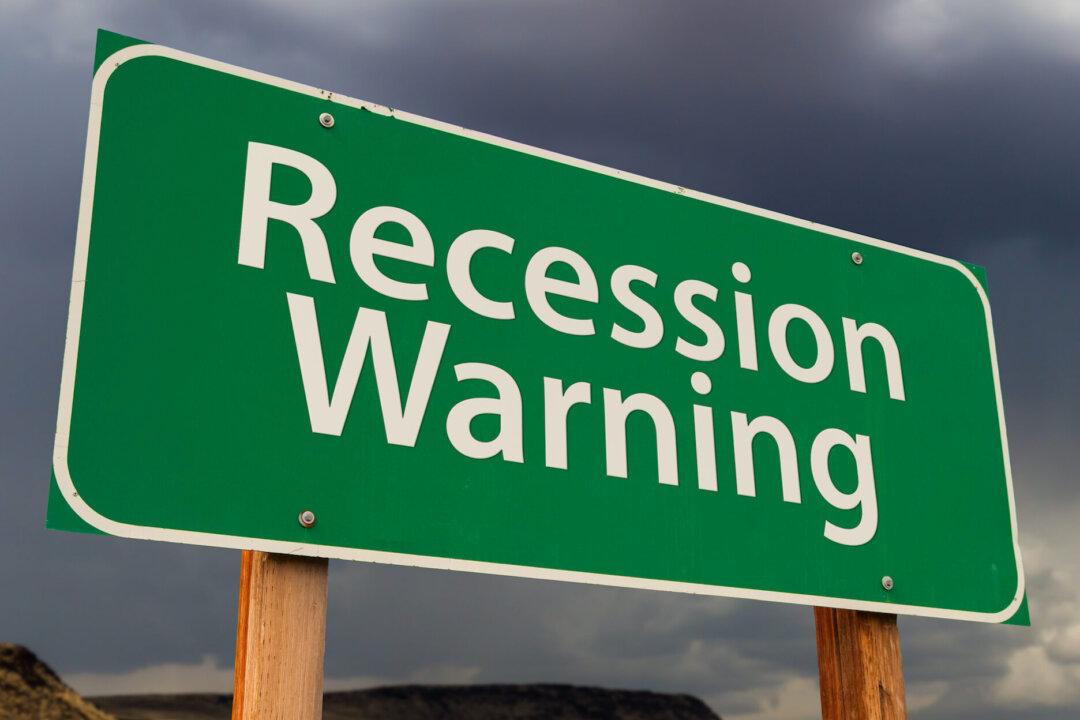 US Recession Is Going to Be a Real ‘Whopper’: Economist