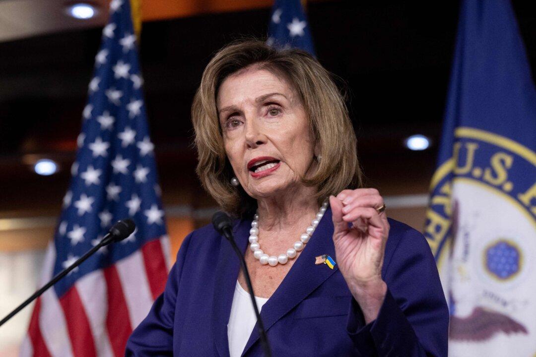 Pelosi Says Trump 2024 Bid Would Be ‘Bad News for the Country’