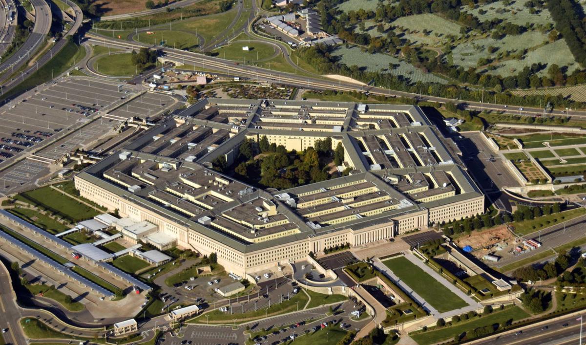 Pentagon Won’t Yield on Ending COVID-19 Vaccine Mandate as Senators Threaten Budget