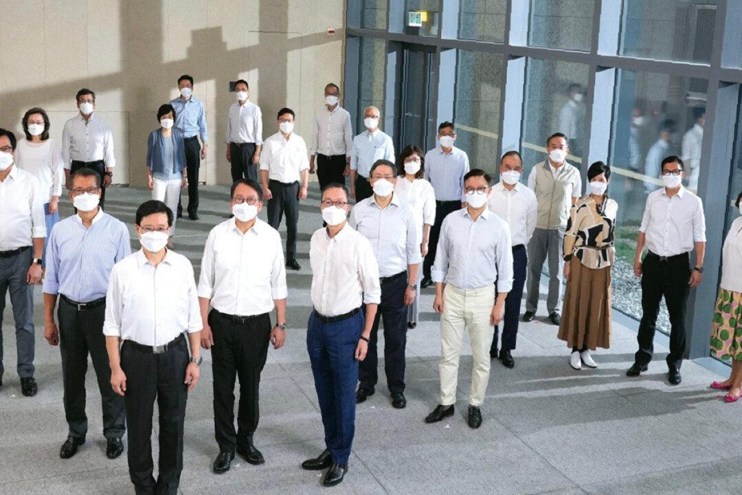 Chief Executive John Lee Begins Public Consultations for His First Policy Address