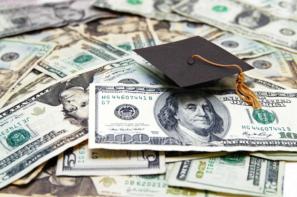 The Student Loan Debacle: Hurting Students, Abusing Taxpayers