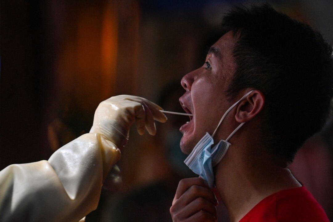 China Locks Down 1.6 Million People After Finding 1 Case of COVID-19