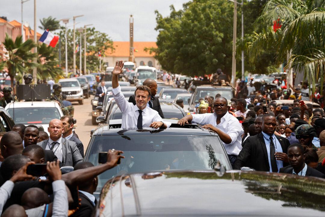 East-West Diplomatic Charm Offensive Takes New Twist in Africa