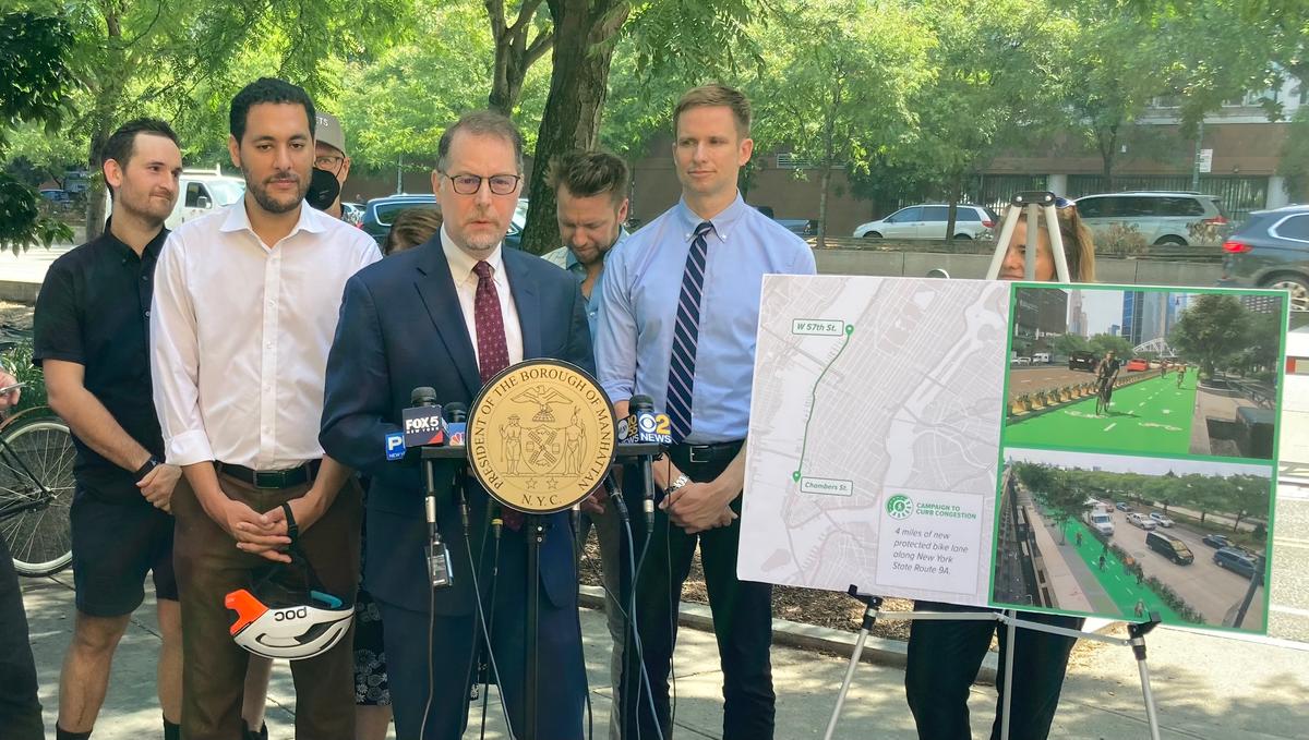 West Side Bike Path Would Get New Bike Lane Under Proposal