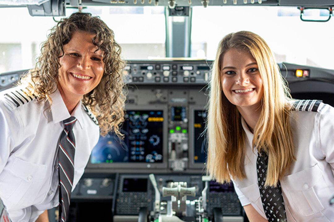 ‘Dream Come True’ for Mother-Daughter Duo Who Pilot Southwest Flight Together