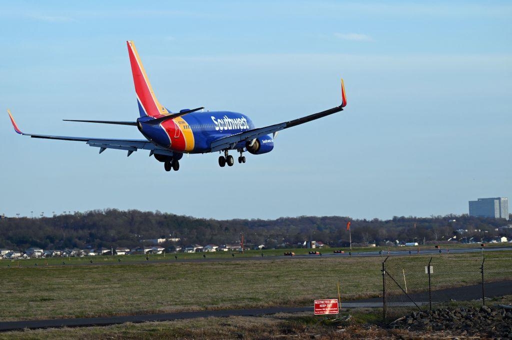 Southwest Airlines Says It Lost as Much as $825 Million in Holiday Meltdown