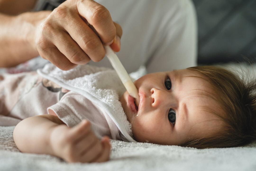 Early Antibiotics May Lead to Lasting Asthma, Allergies