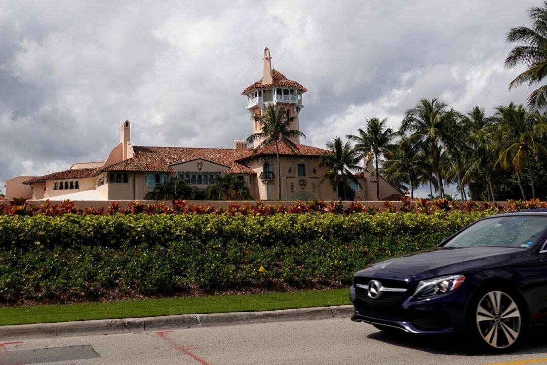 White House Says It Had No Notice of FBI Raid on Trump