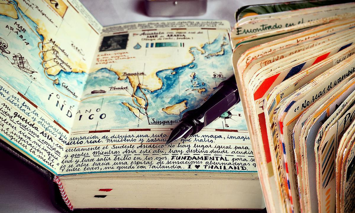 Globetrotting Artist Makes Incredible Hand-Drawn Journals That Look Like Leonardo Da Vinci’s Notebooks