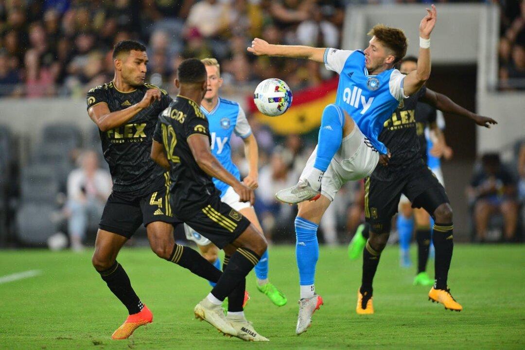 LAFC Erupt for 5 Goals in Second Half, Rout Charlotte FC