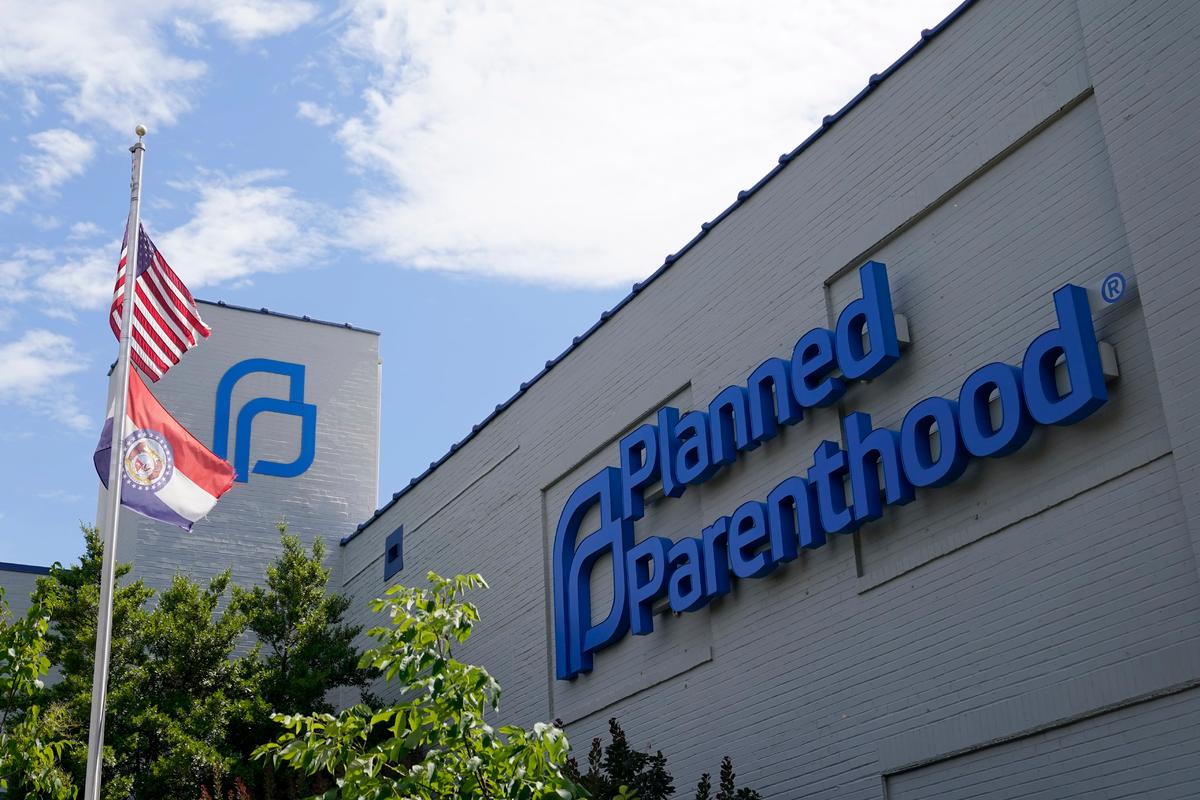 Planned Parenthood to Spend Record $50 Million in Midterm Elections
