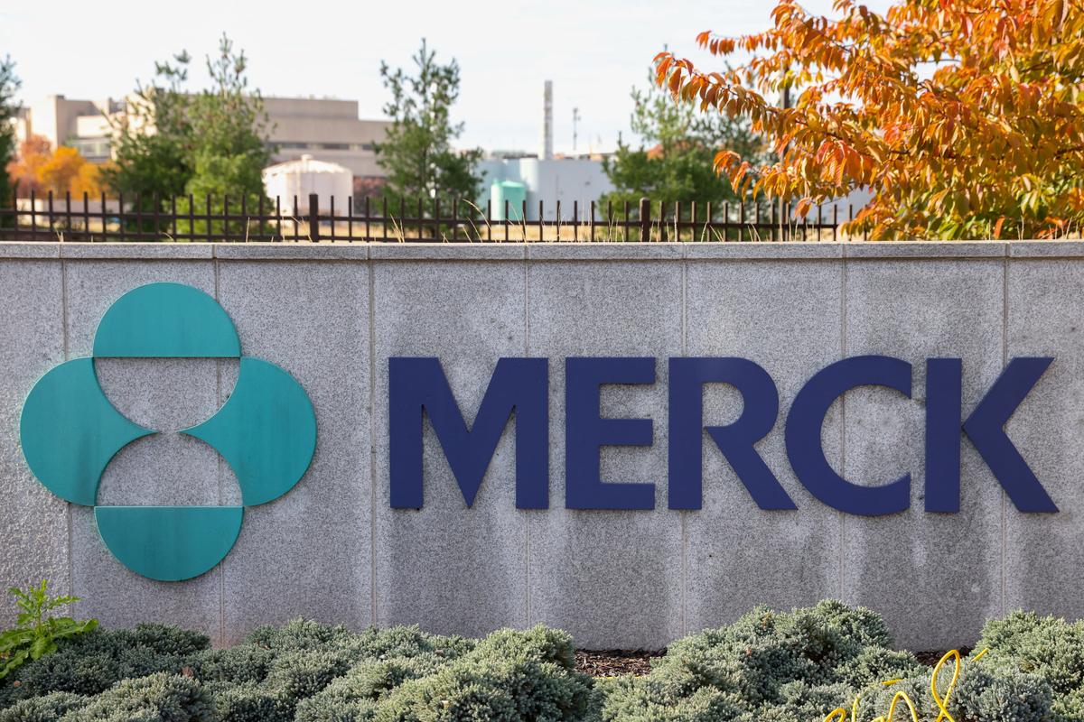 FDA Says Found Possible Carcinogen in Certain Samples of Merck’s Januvia