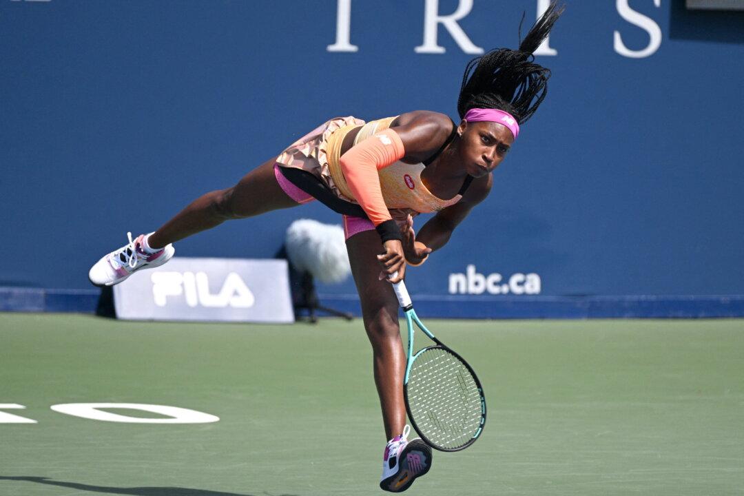 Gauff Survives Rybakina Scare, Swiatek Cruises Past Tomljanovic