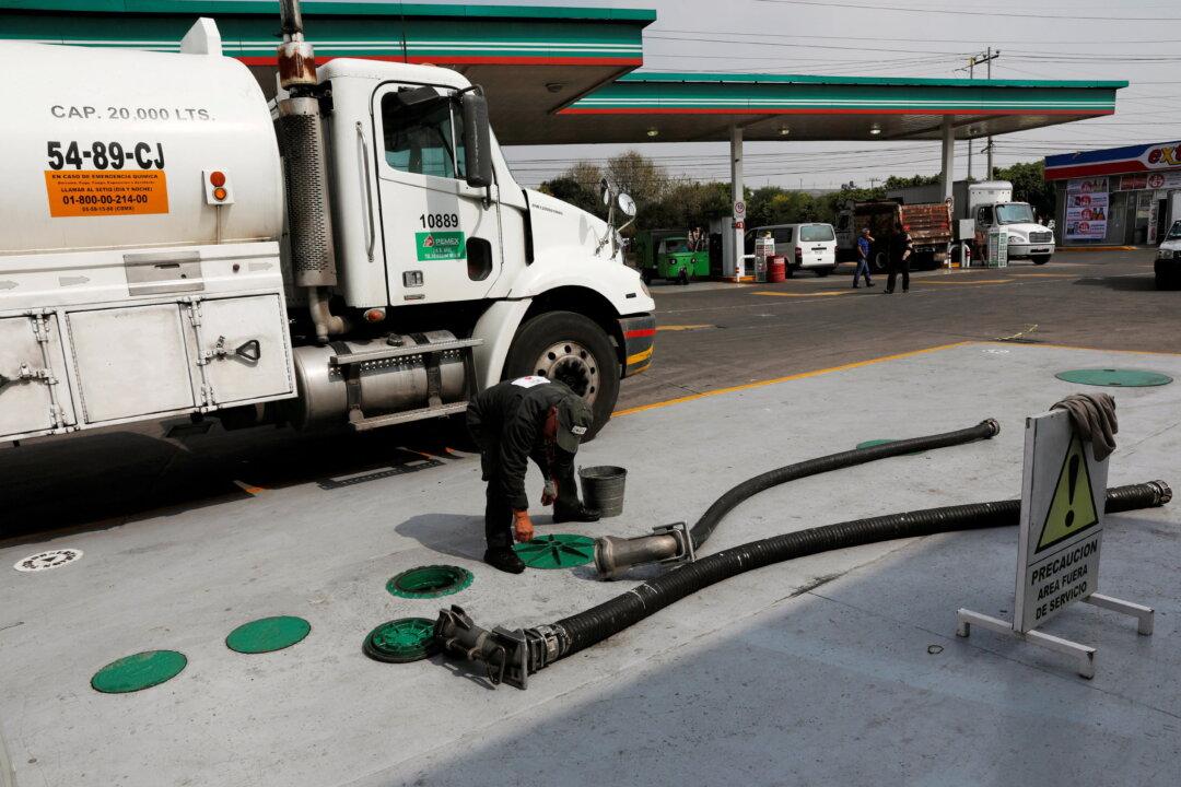 OPEC, in Contrast to IEA, Sees Lower 2022 Oil Demand Growth