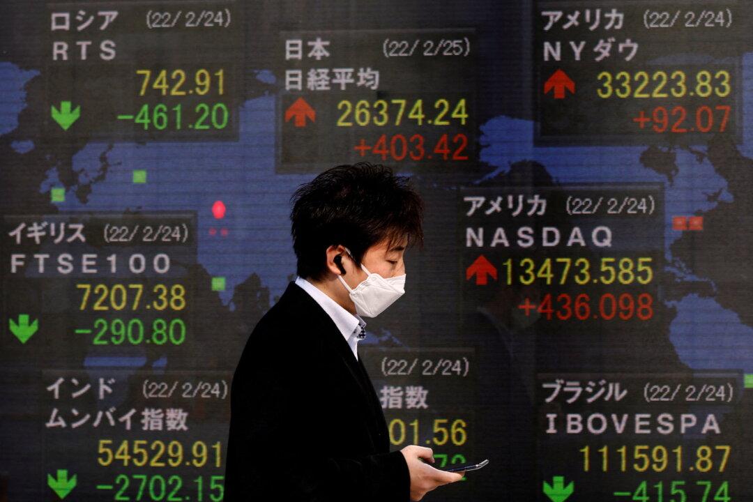 World Stocks Eye 4th Week of Gains on Fed Outlook