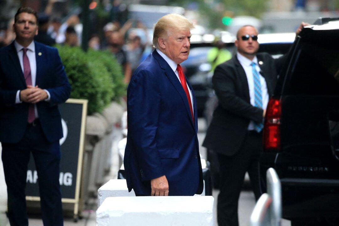FBI Raid Set to Fire Up Trump-Aligned Candidates in Primary Races: Strategists