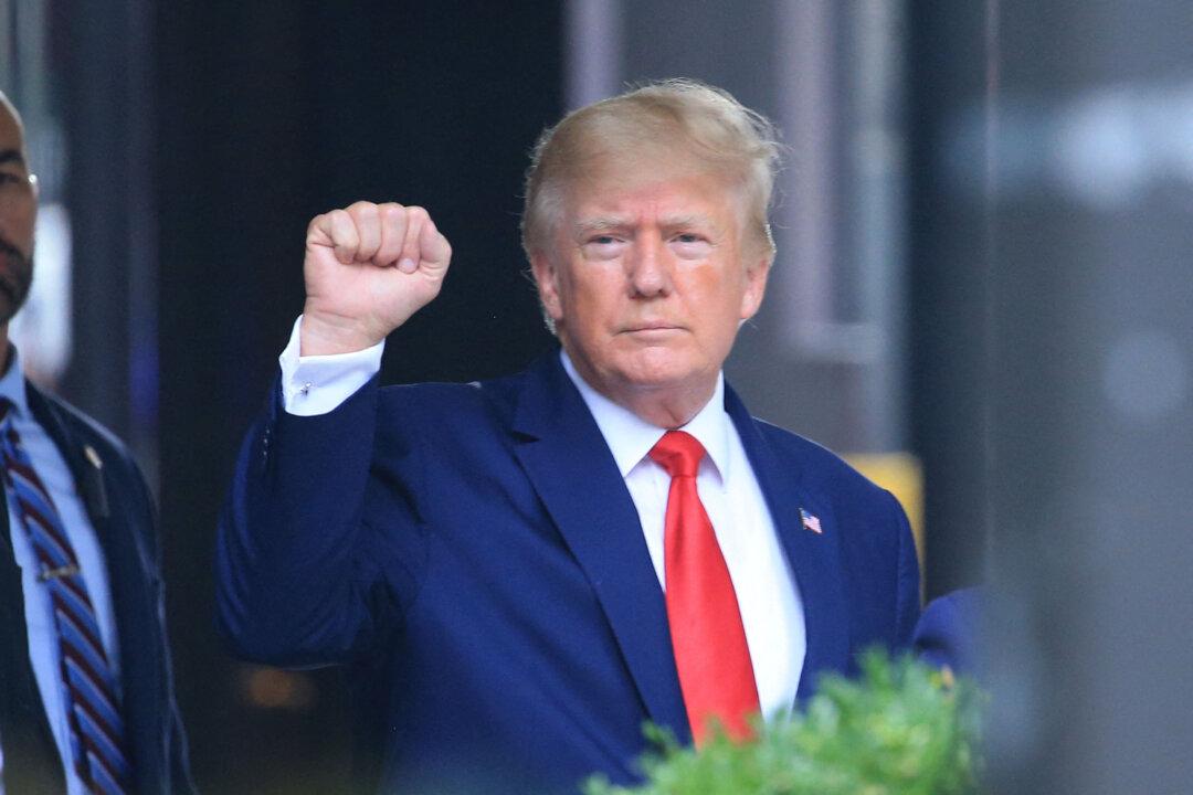 Trump Pleads the Fifth During Deposition in New York Probe Into His Business Practices