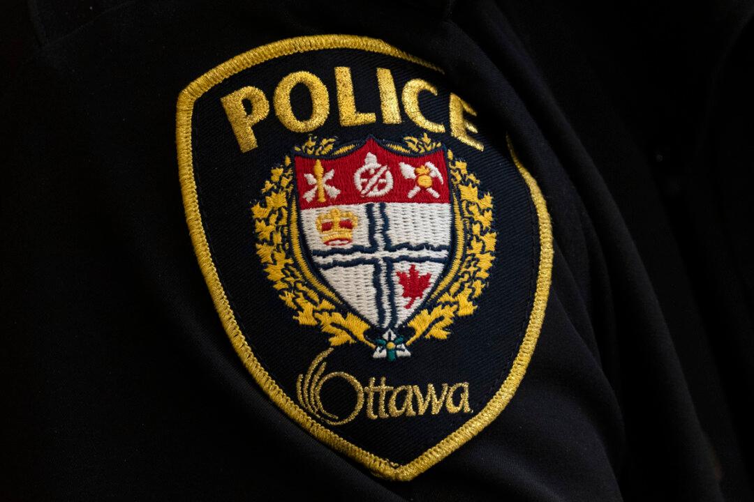 Ottawa Officer Suspended for Probing Link Between Children’s Death and COVID-19 Vaccines Ordered to Return to Work