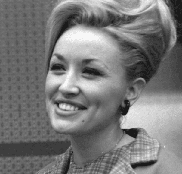 An early photo of Dolly Parton in "Dolly Parton: Here I Am." (British Broadcasting Corporation)