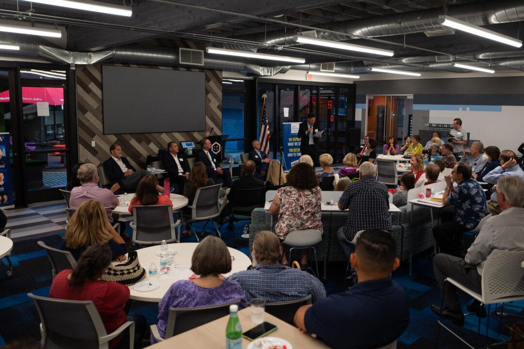 Orange County Panel Discusses Local Government Corruption Amid FBI Probe in Anaheim