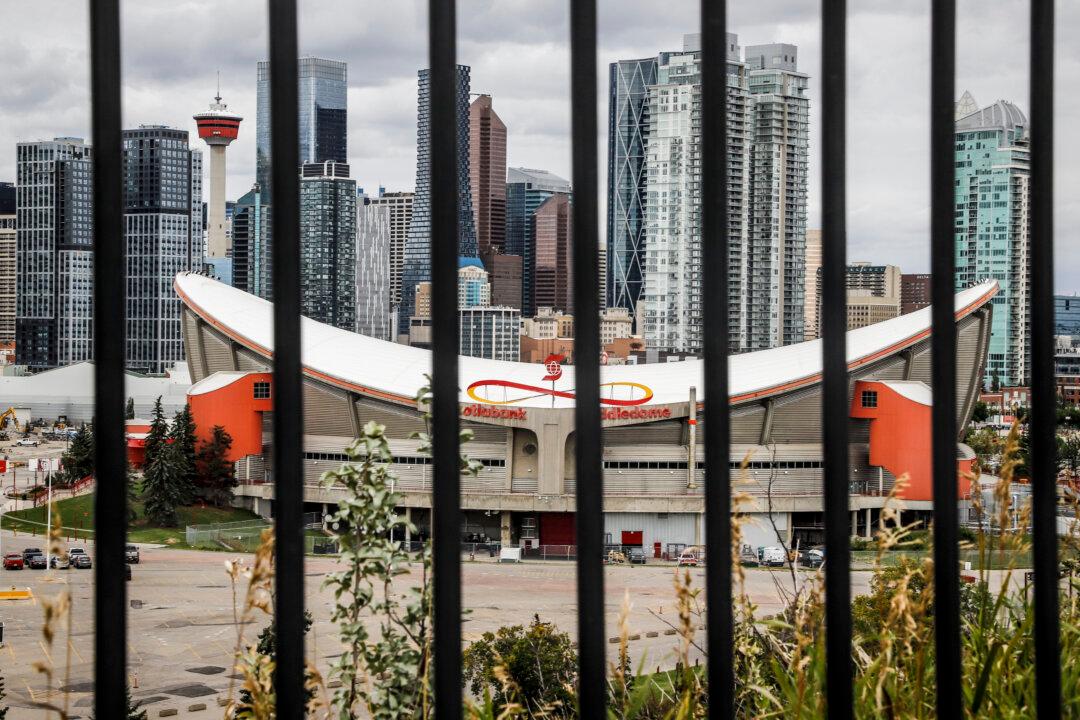 Nearly Half of Canadians Say Downtown Cores Have Declined in Past Year: Poll