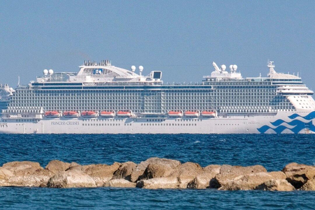 Carnival Welcomes Unvaccinated Guests to Sail, Drops Pre-Cruise Testing for Vaccinated