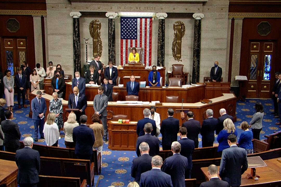 House Holds Moment of Silence for Rep. Jackie Walorski
