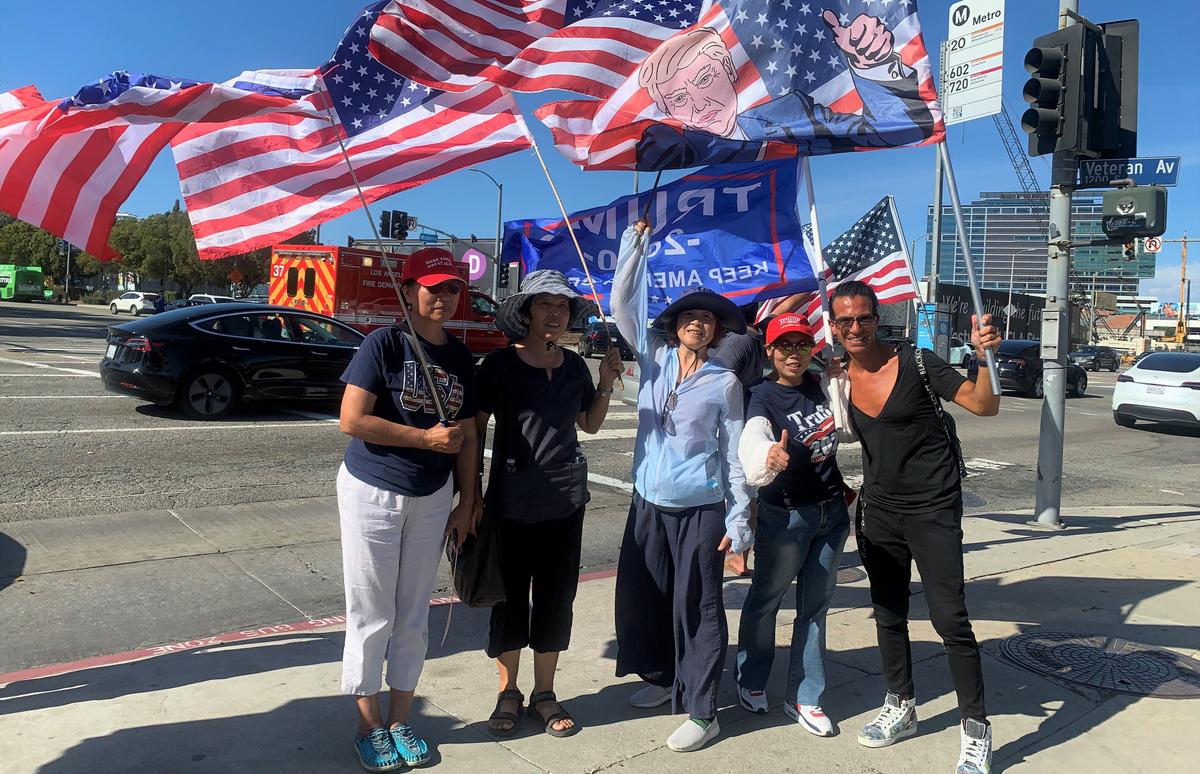 ‘Liberty not Tyranny’: Southern Californians Protest FBI’s Mar-a-Lago Raid