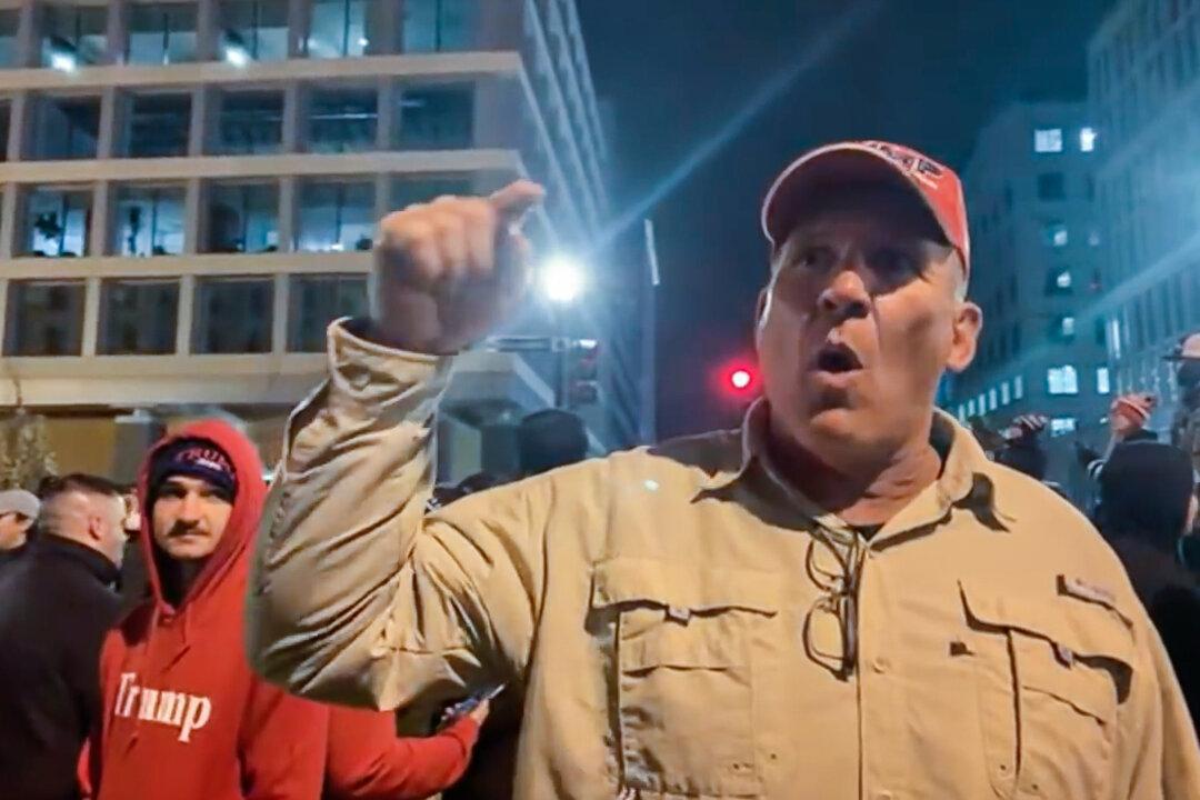 EXCLUSIVE: Epps Showed Son How to Use Tourniquet in Case of Jan. 6 Bomb Attack Near Capitol, FBI Records Show