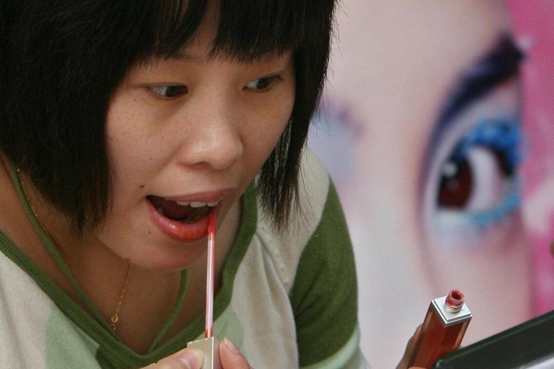 Korean Cosmetic Brands Experience Downturn in China Amid Geopolitical Tensions