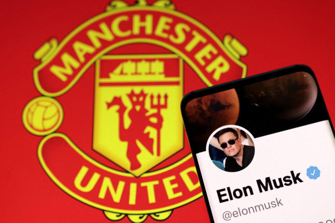 Elon Musk Jokes About Buying Manchester United, Causing Stir
