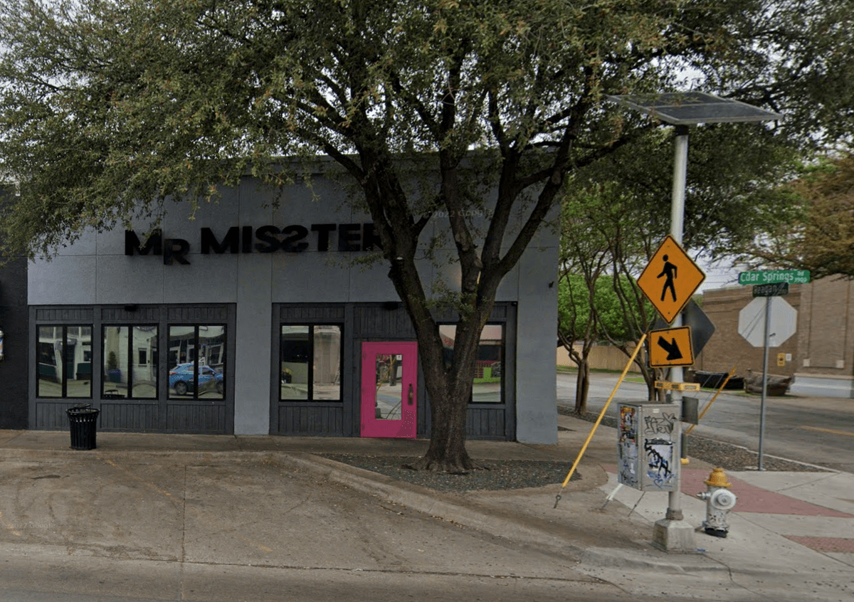 Texas Decides to Investigate Bar for Hosting Drag Show for Children