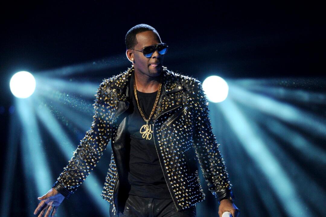 R. Kelly’s Lawyer Gets Chance to Question Government Witness