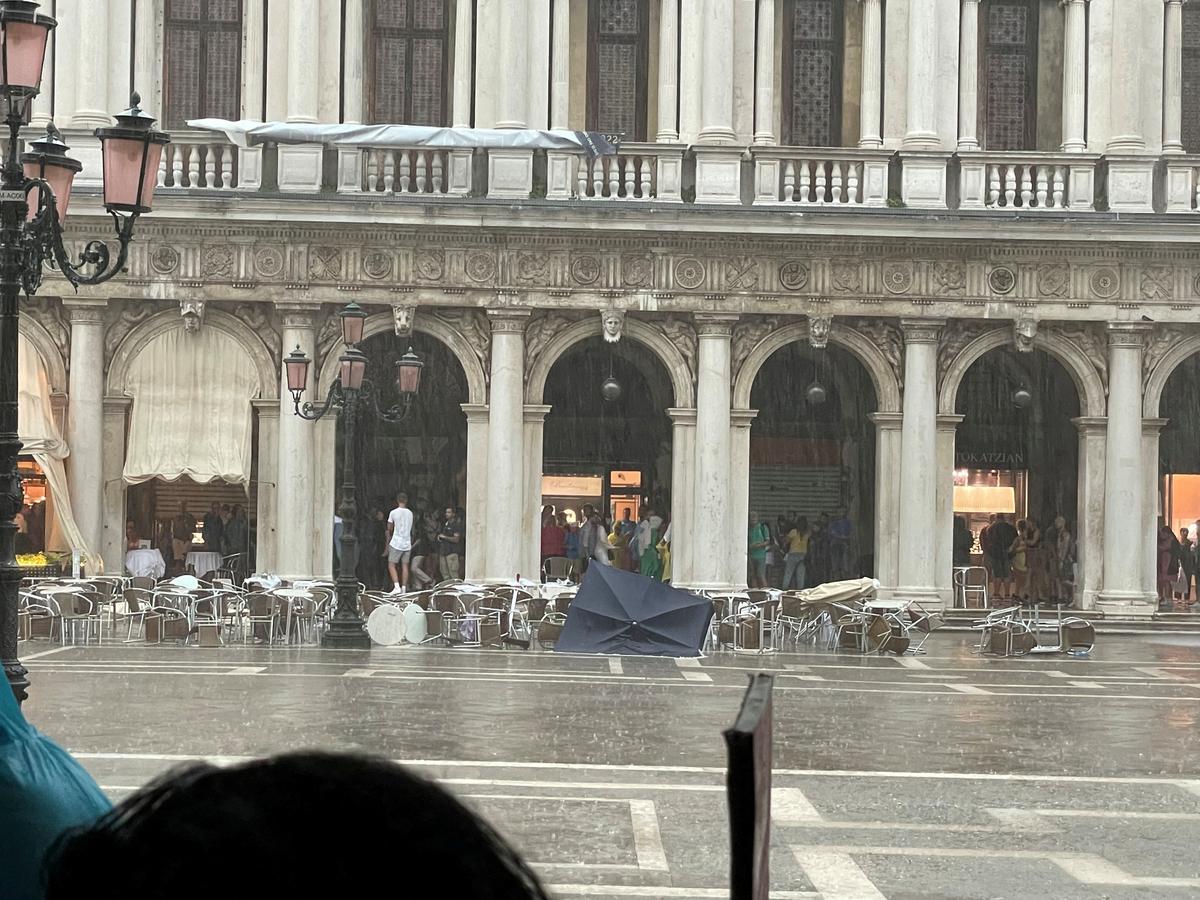 2 Die in Violent Storms Pounding Italy; More Bad Weather Forecast