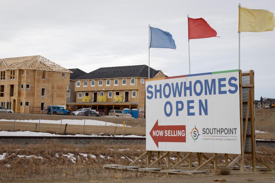 Ottawa Seeking to Include Exemptions in Bill Banning Foreign Investment in Canadian Residential Property