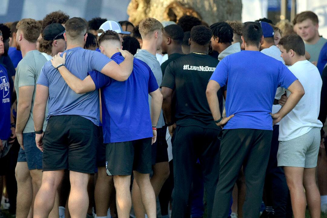 Report: Indiana Crash That Killed 3 Happened During Downpour