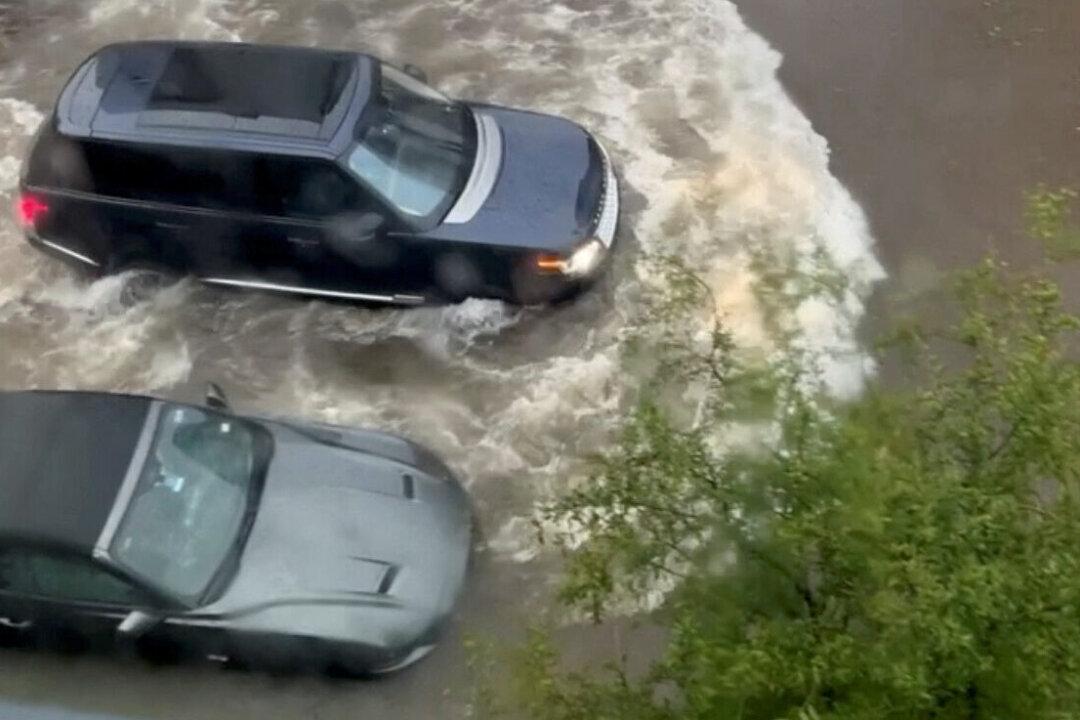 Dallas Woman Dies in Car as Flash Floods Lash Region