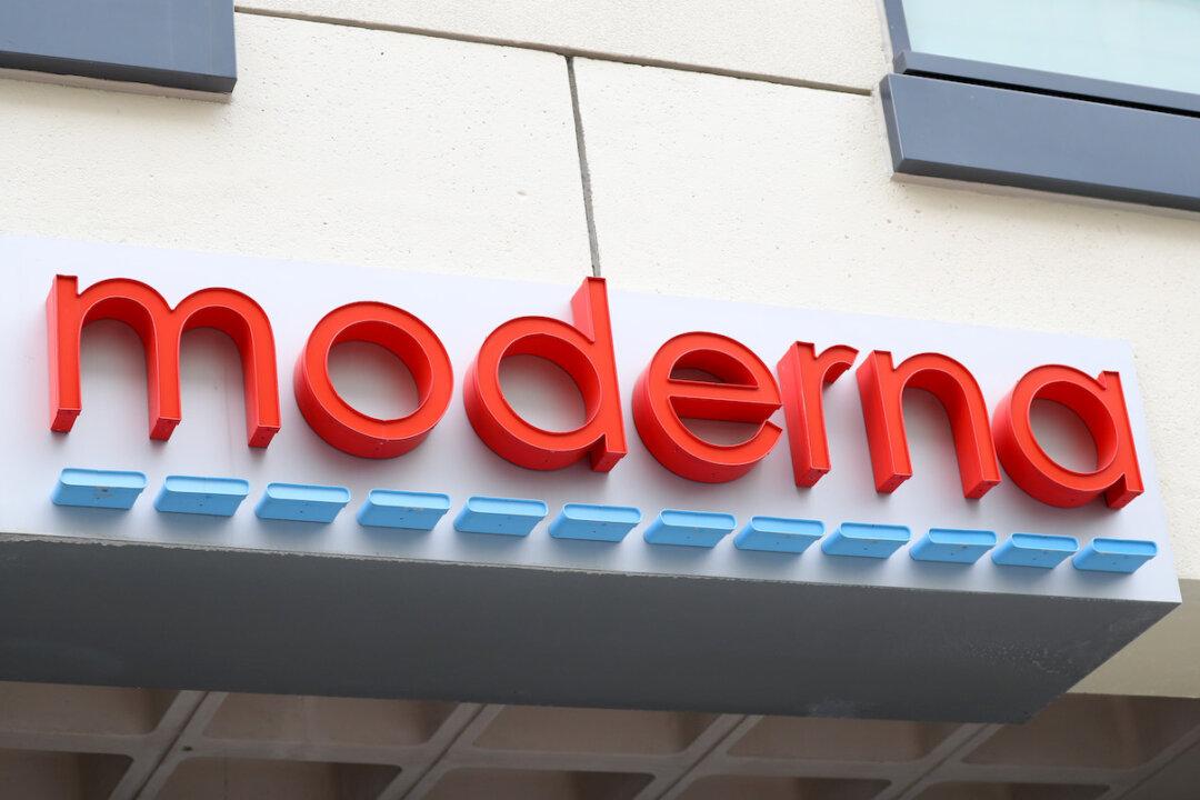 Moderna mRNA Cancer Vaccine Gets FDA’s Breakthrough Therapy Designation