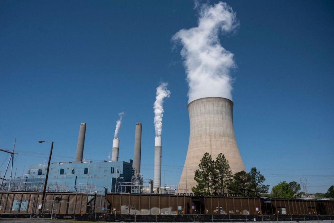 US Government Imposes First-of-Its-Kind Fee on Greenhouse Gas Emissions