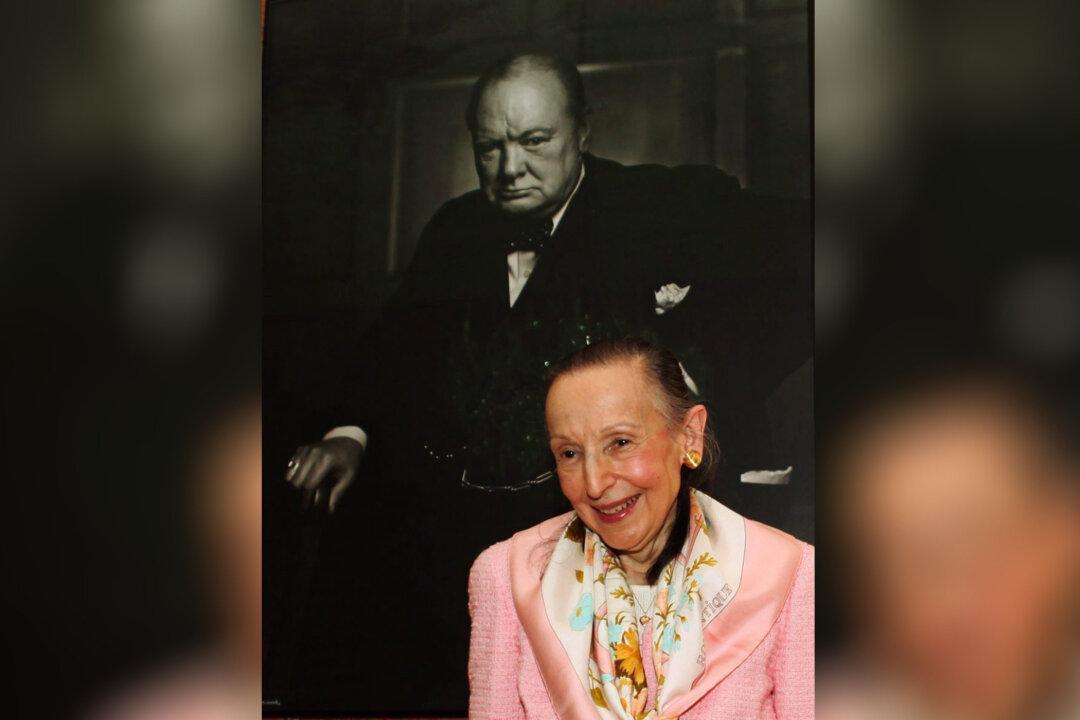 Château Laurier Believes Swap of Famous Churchill Portrait Was by a ‘Professional’