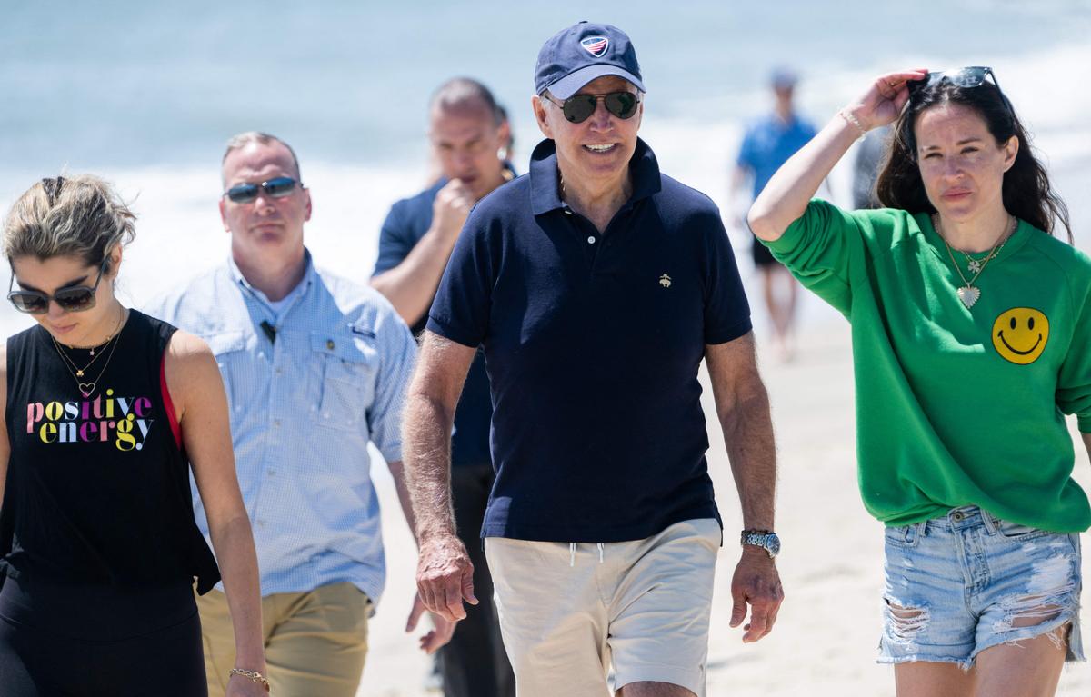 2 Plead Guilty to Charges After Handling Diary of President Joe Biden’s Daughter