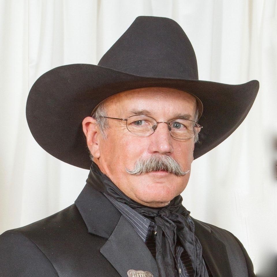 A recent photo of Tim Cox. (Courtesy of <a href="https://www.instagram.com/timcoxfineart/">Tim Cox Fine Art</a>)