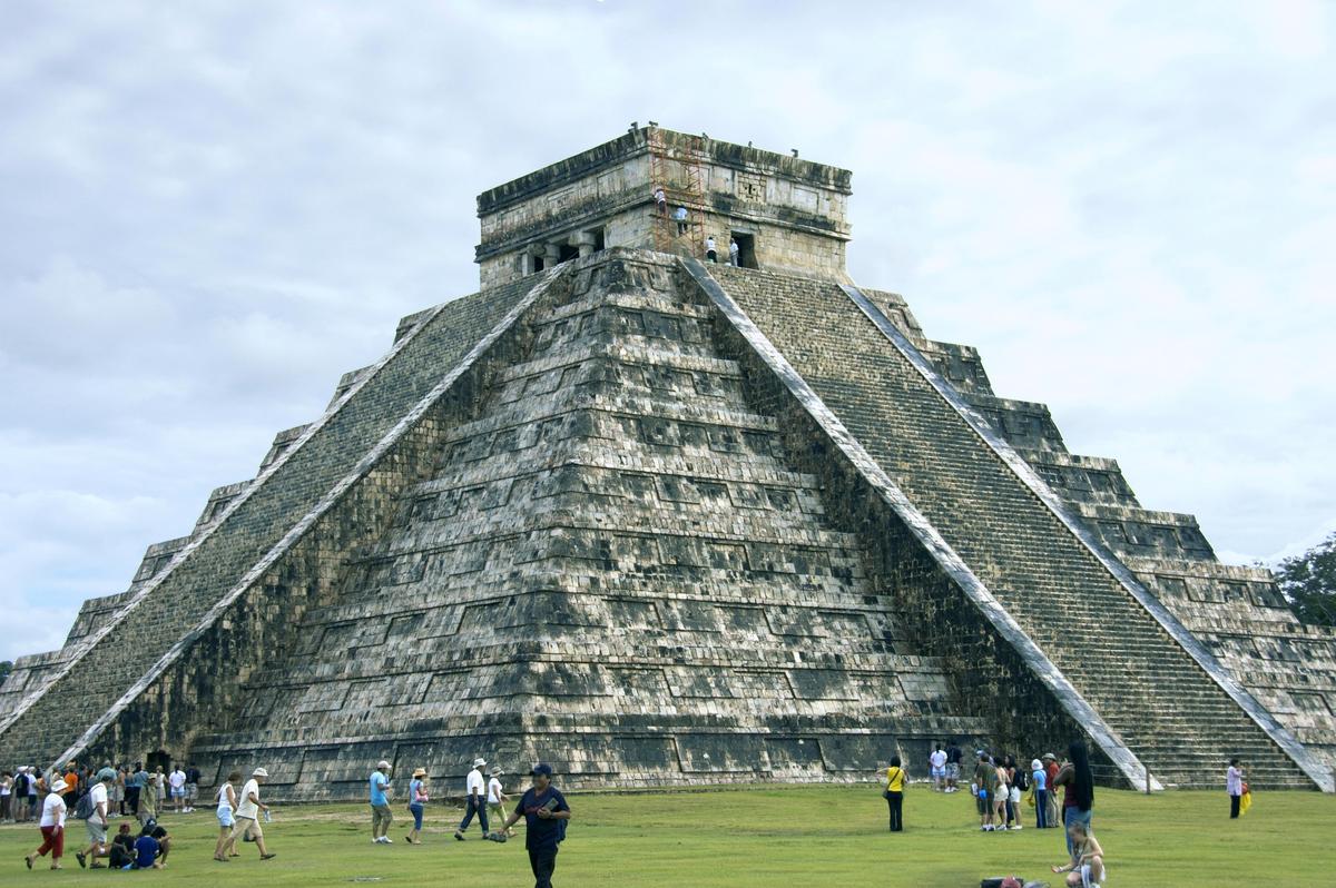 4 Places to Discover the Mayan World in Mexico and Central America